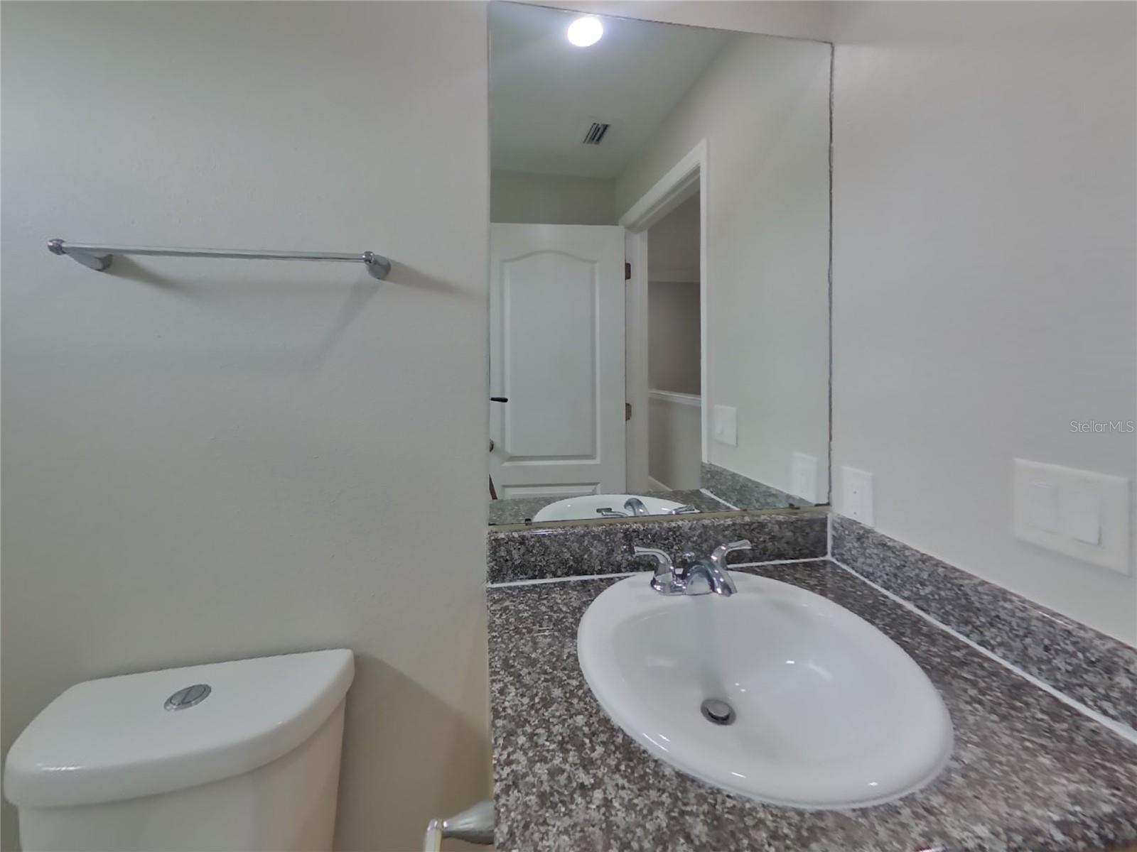 Image 14 of 18 For 8808 Bayaud Drive