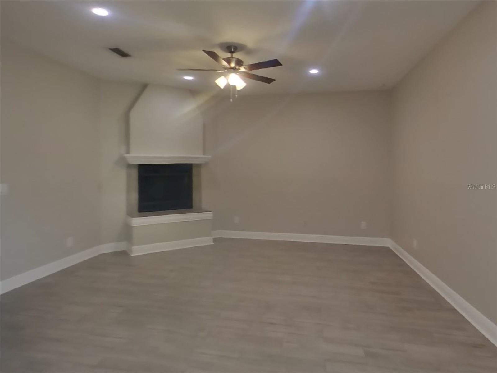Image 2 of 18 For 8808 Bayaud Drive