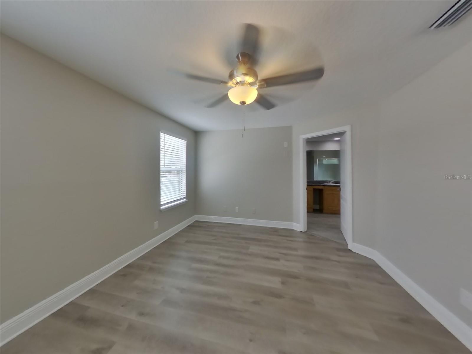 Image 7 of 18 For 8808 Bayaud Drive