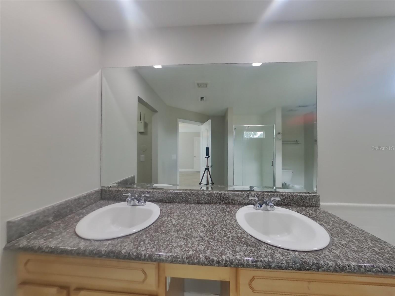 Image 8 of 18 For 8808 Bayaud Drive