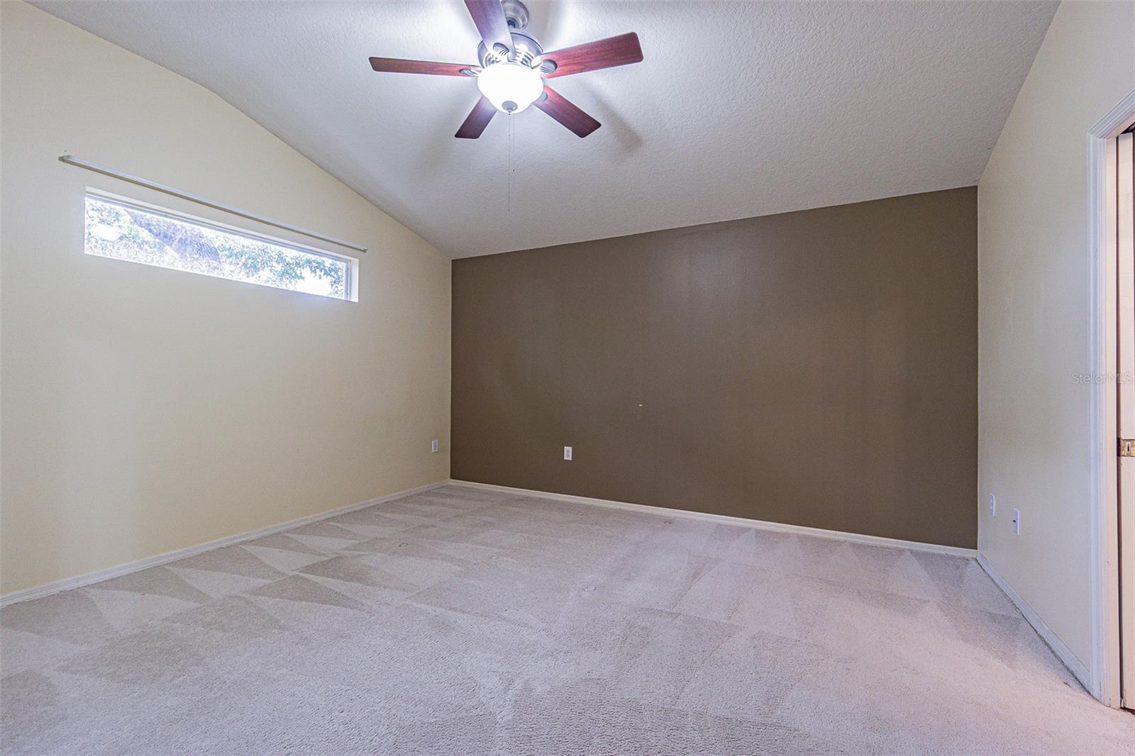 Image 15 of 35 For 18024 Arbor Crest Drive