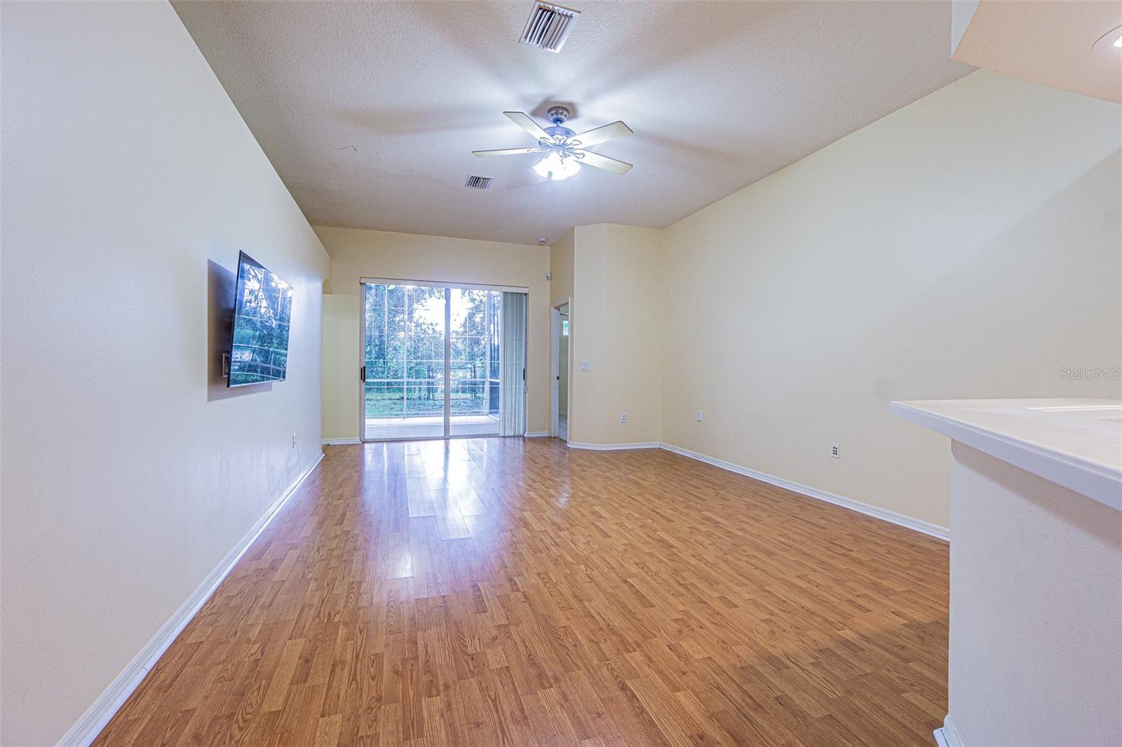 Image 8 of 35 For 18024 Arbor Crest Drive