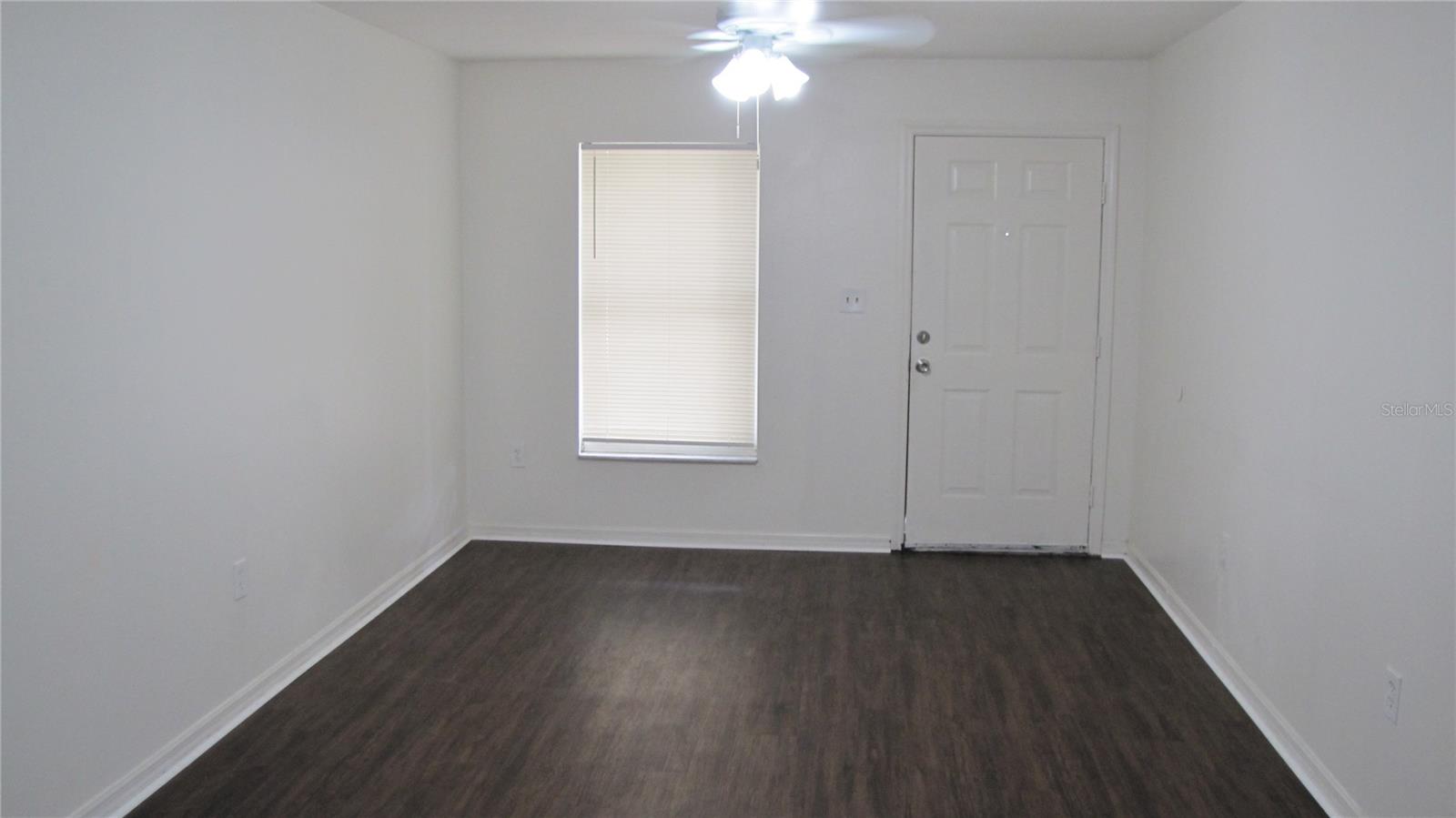 Image 3 of 11 For 3601 Temple Street B