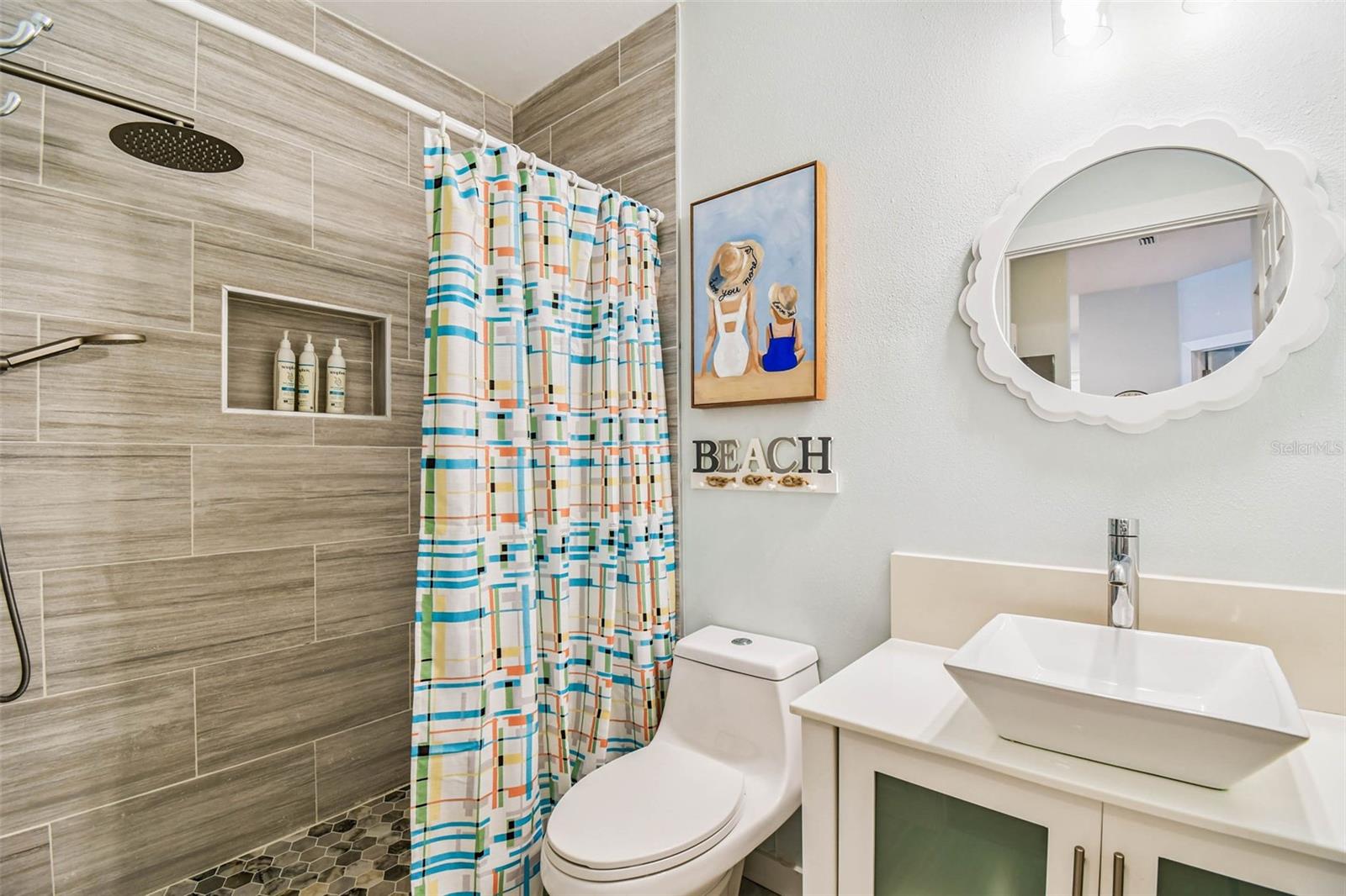 Image 33 of 39 For 530 Gulfview Boulevard 304
