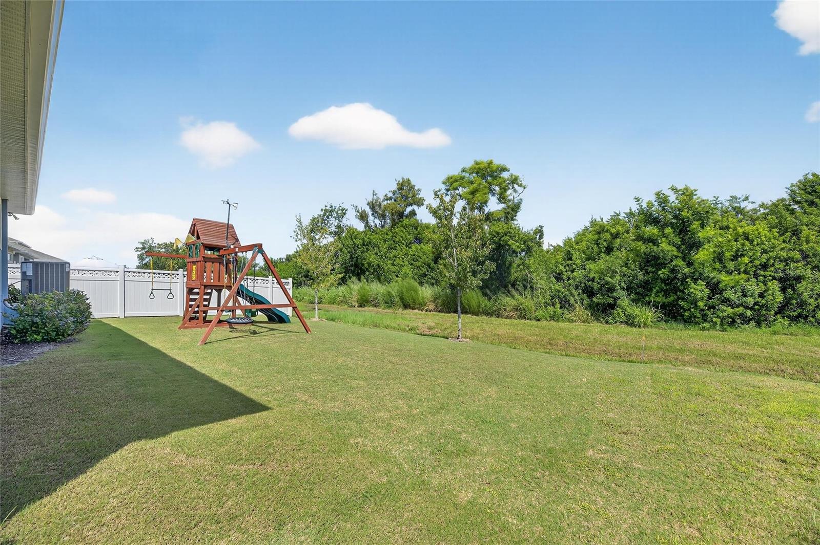 Image 10 of 75 For 977 Signet Drive