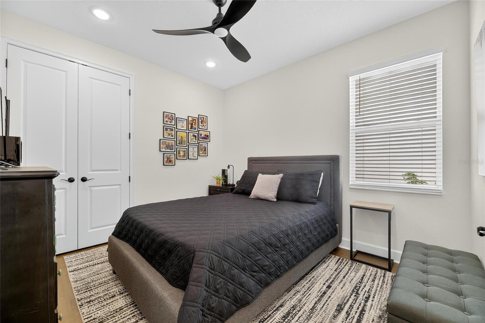 Image 47 of 75 For 977 Signet Drive