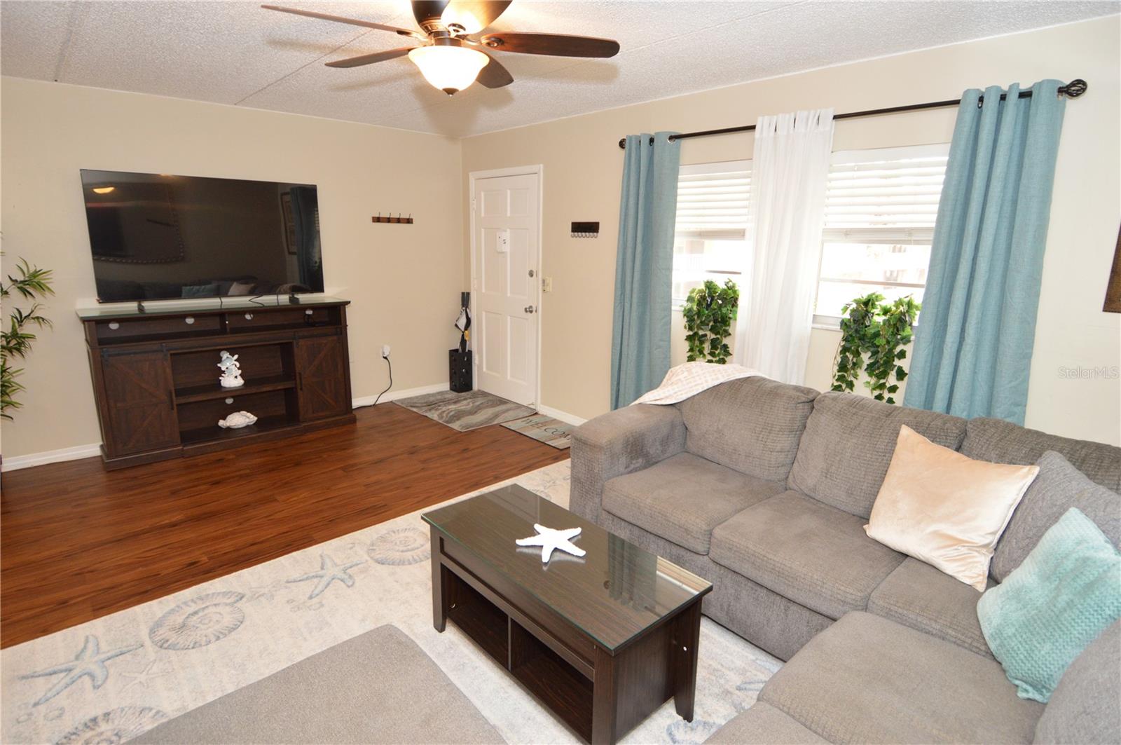 Image 17 of 80 For 12760 Indian Rocks Road 1059(furni