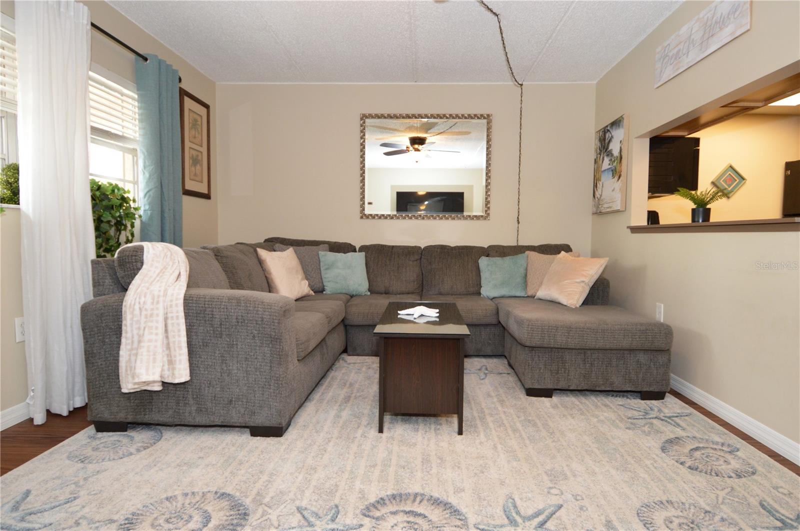 Image 19 of 80 For 12760 Indian Rocks Road 1059(furni