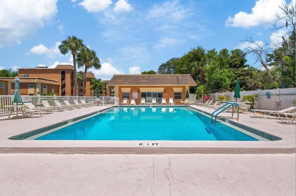 Image 70 of 80 For 12760 Indian Rocks Road 1059(furni