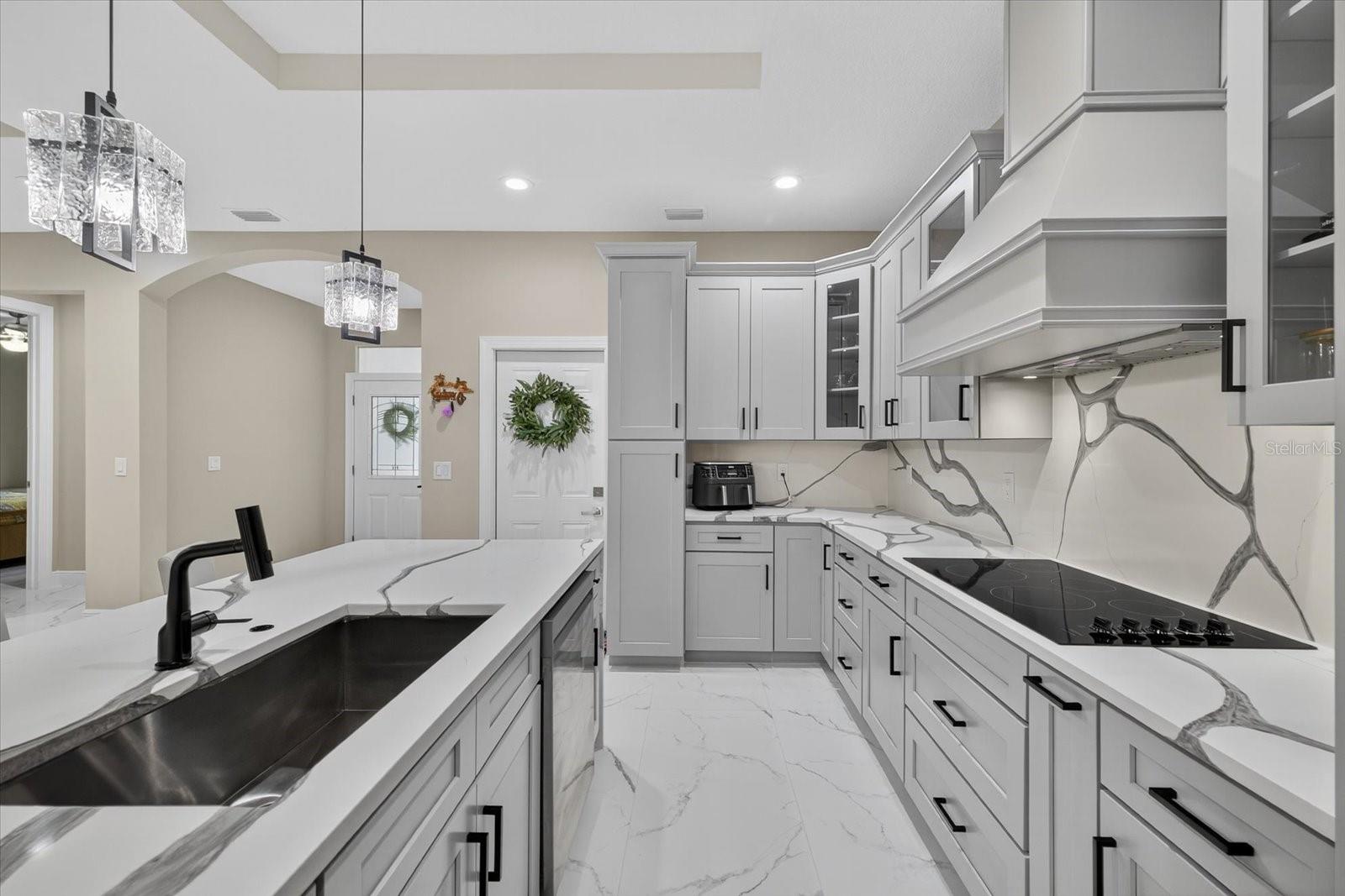 Image 13 of 62 For 636 Limona Woods Drive