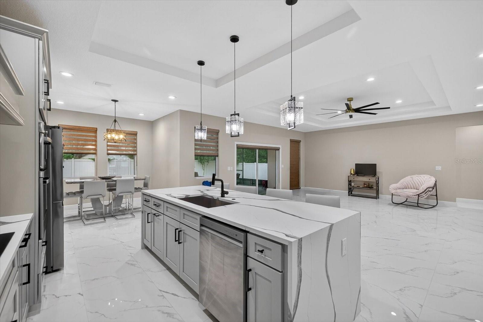 Image 15 of 62 For 636 Limona Woods Drive