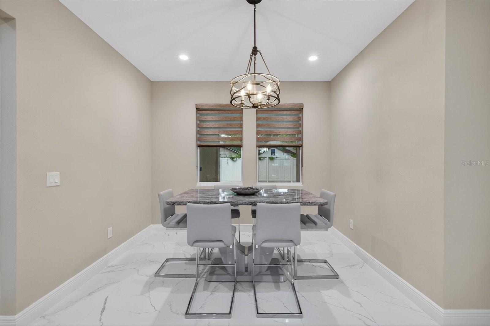 Image 22 of 62 For 636 Limona Woods Drive