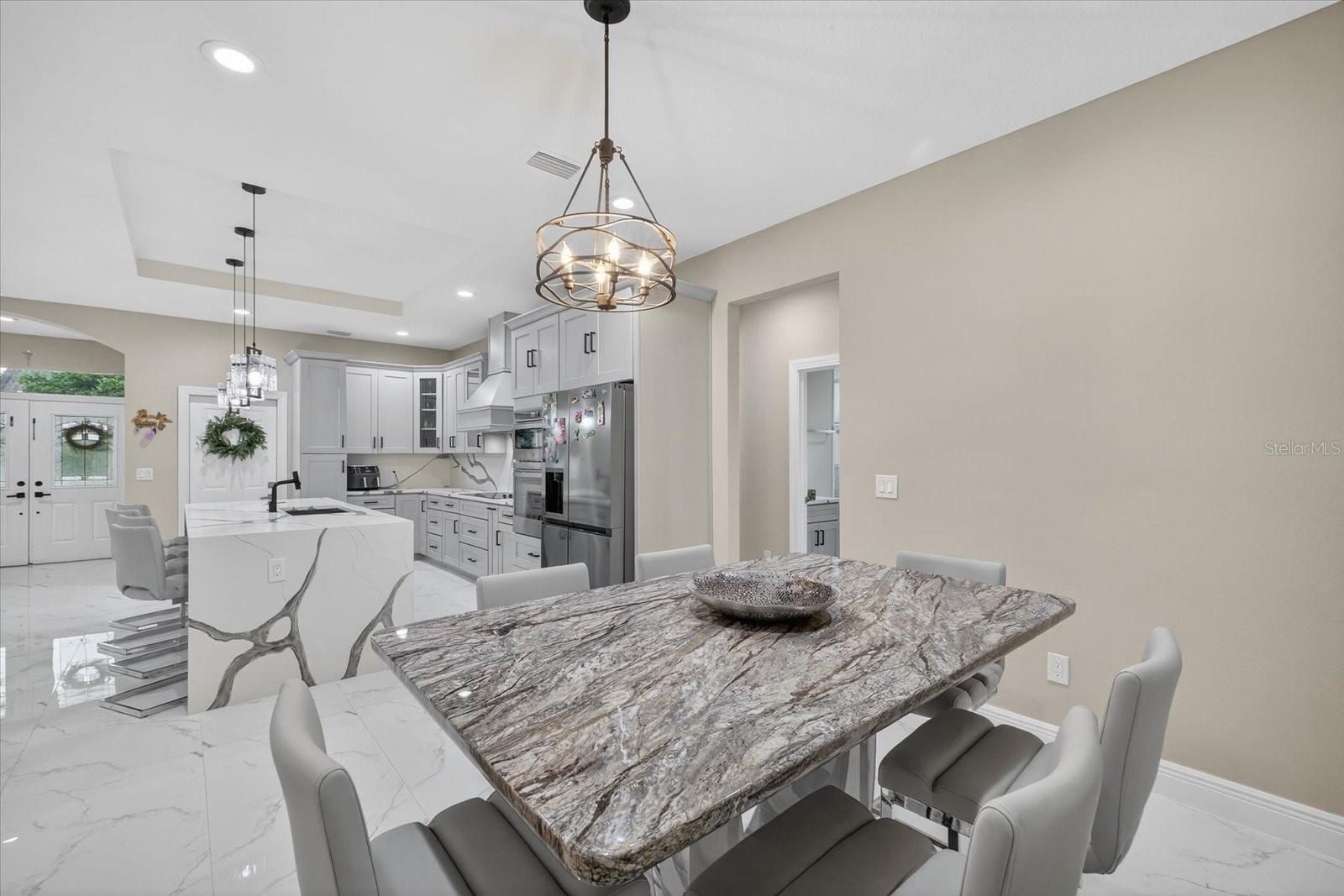 Image 23 of 62 For 636 Limona Woods Drive