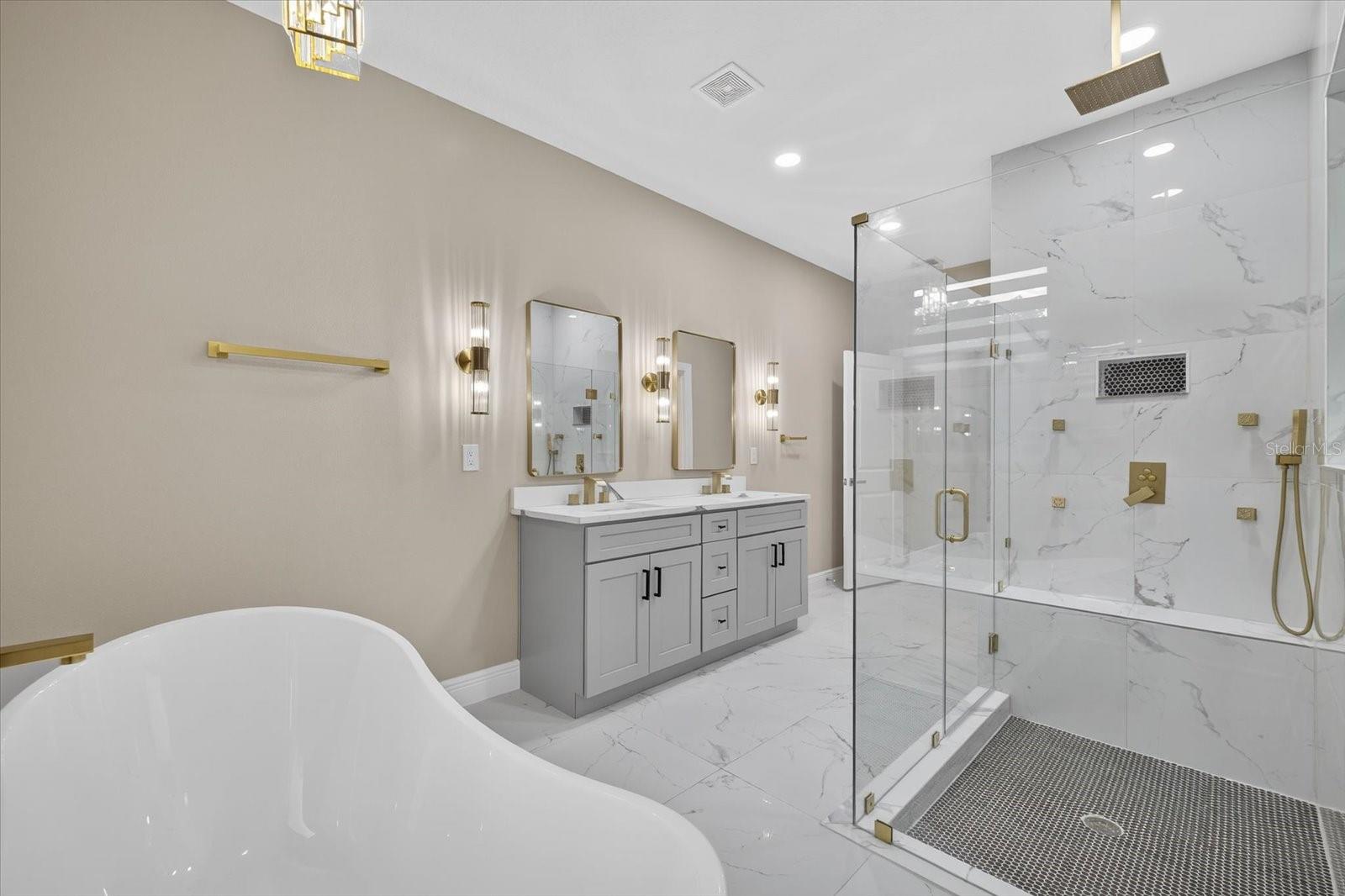 Image 29 of 62 For 636 Limona Woods Drive