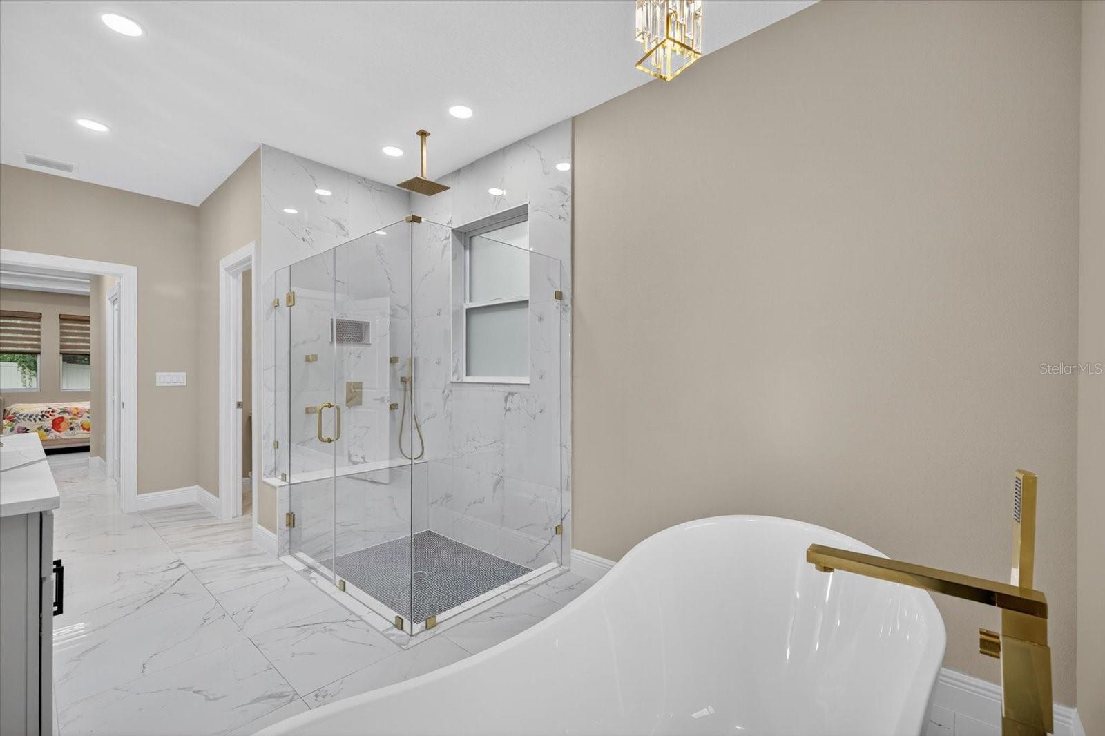 Image 31 of 62 For 636 Limona Woods Drive