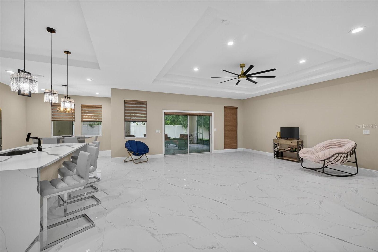 Image 8 of 62 For 636 Limona Woods Drive