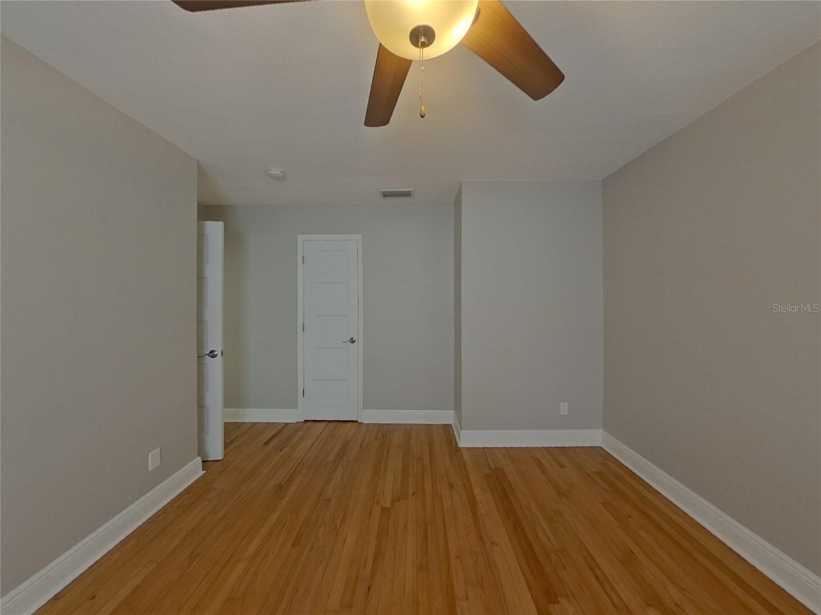 Image 12 of 16 For 2311 35th Avenue N