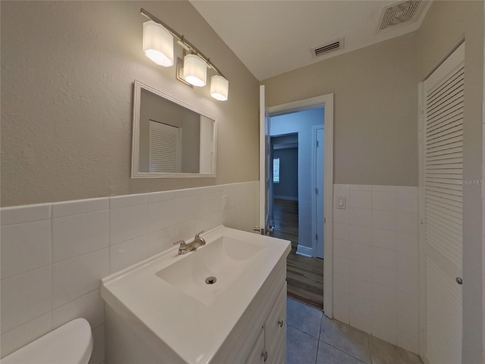 Image 13 of 16 For 2311 35th Avenue N