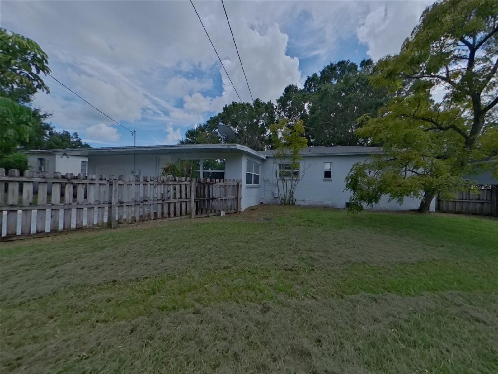 Image 16 of 16 For 2311 35th Avenue N