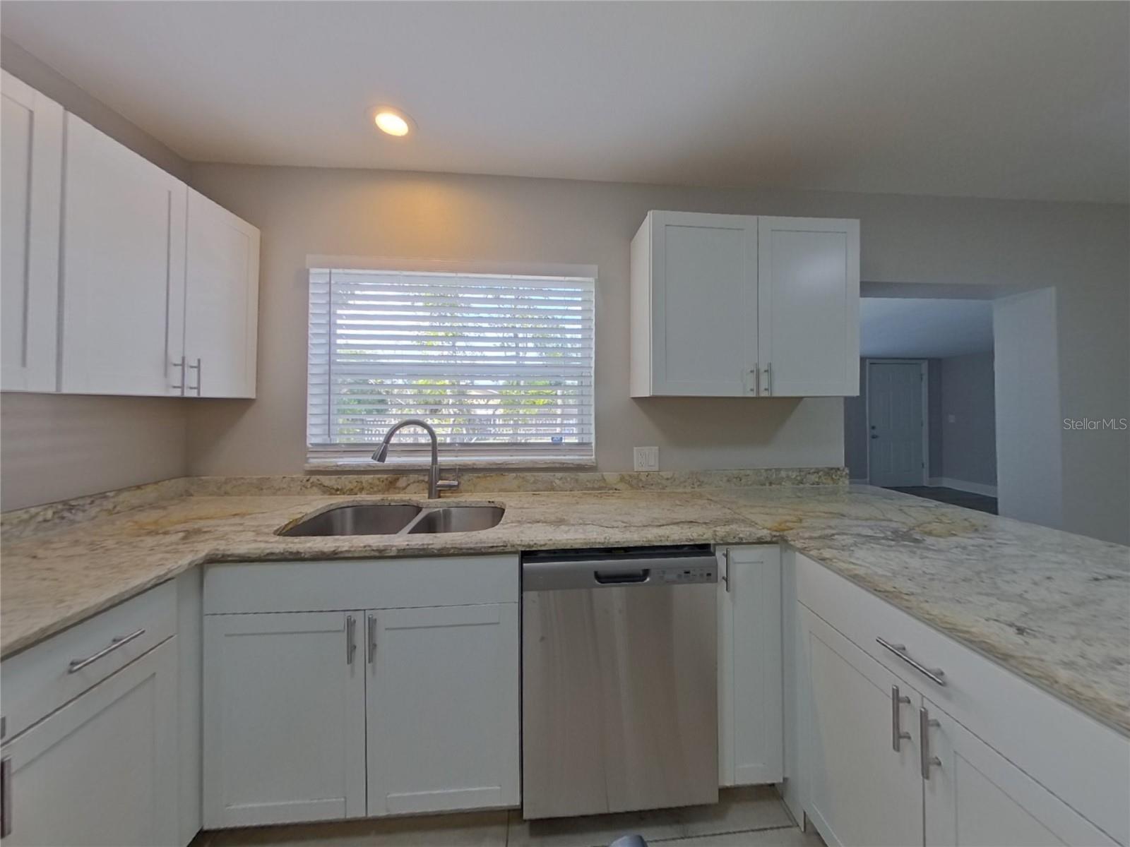 Image 7 of 16 For 2311 35th Avenue N