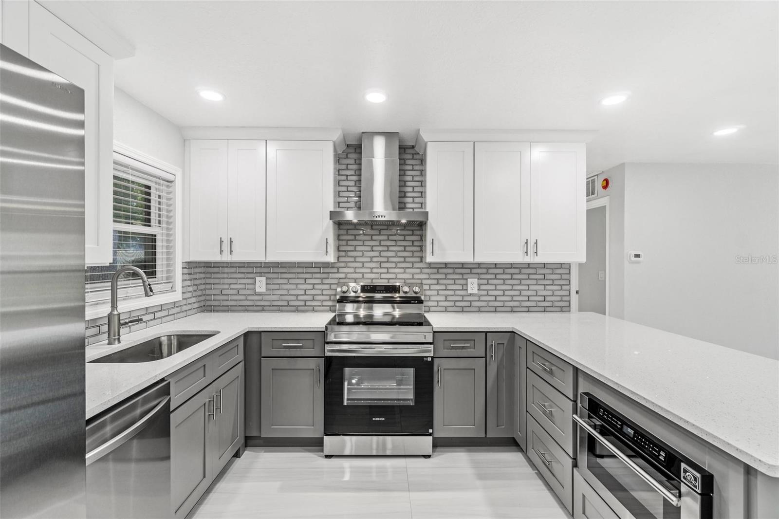 Image 11 of 29 For 8159 129th Street N