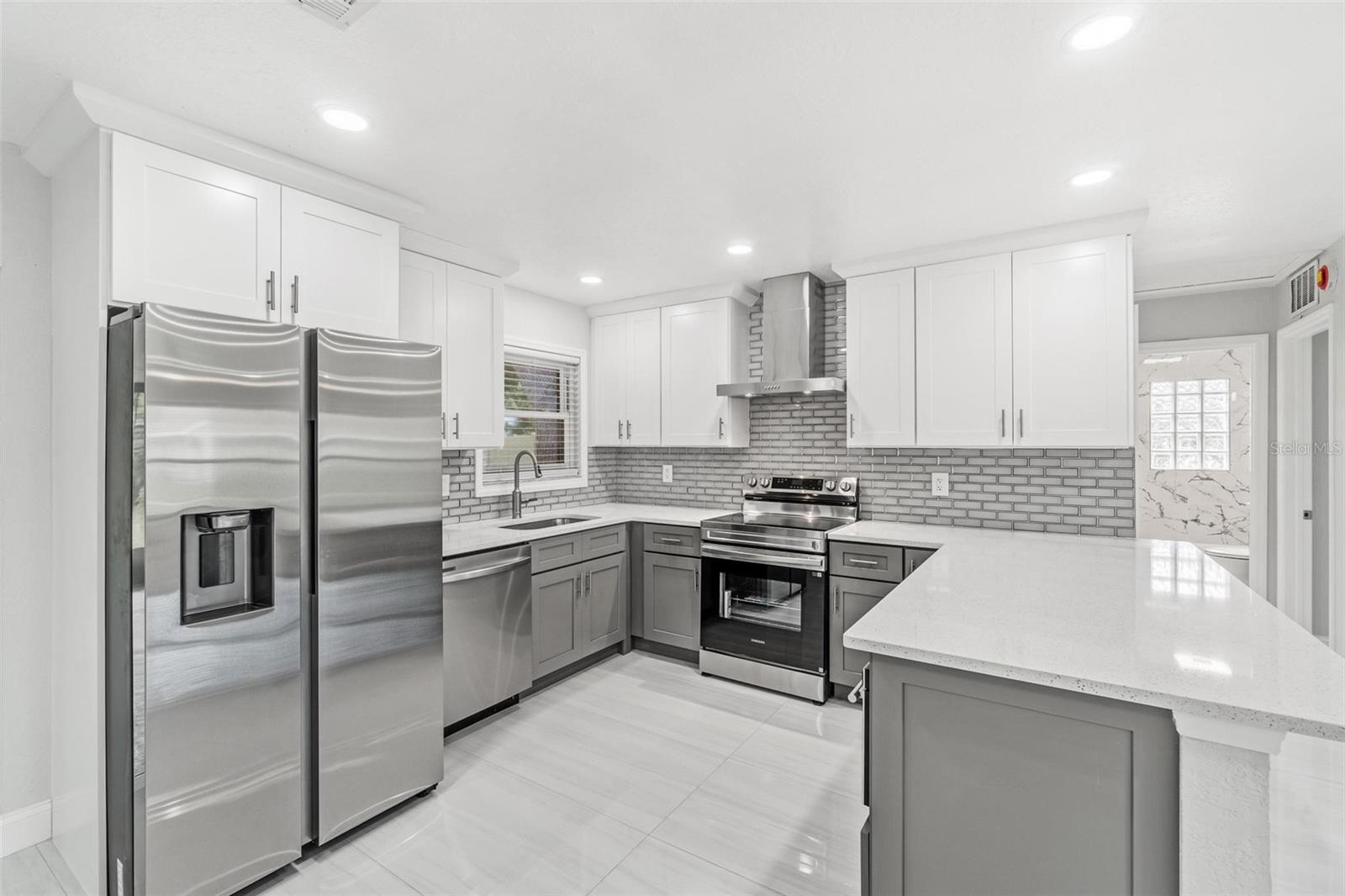 Image 9 of 29 For 8159 129th Street N
