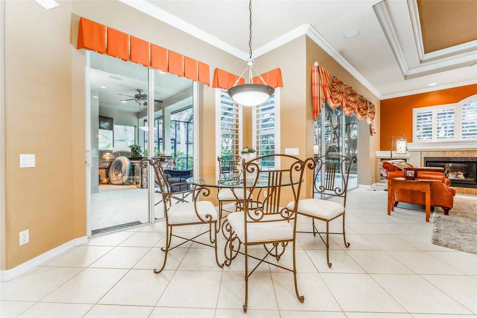 Image 17 of 64 For 17814 Mission Oak Drive