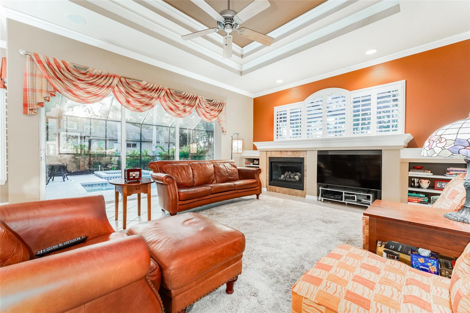 Image 18 of 64 For 17814 Mission Oak Drive