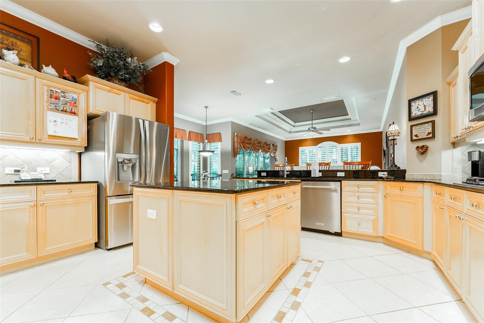 Image 20 of 64 For 17814 Mission Oak Drive