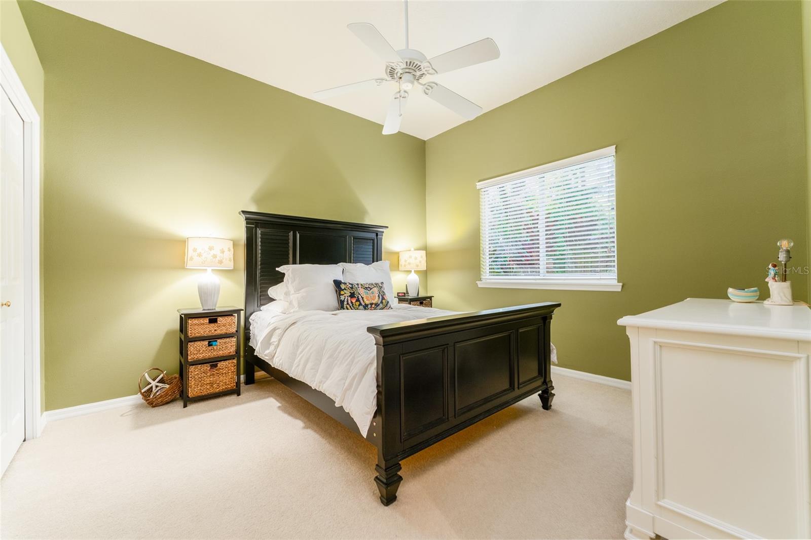 Image 32 of 64 For 17814 Mission Oak Drive