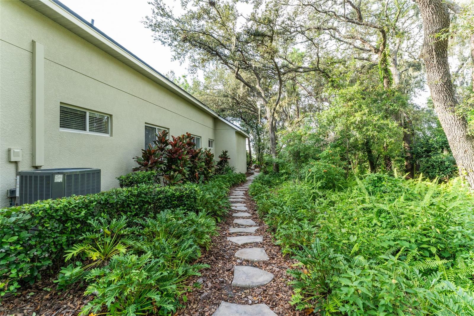 Image 45 of 64 For 17814 Mission Oak Drive