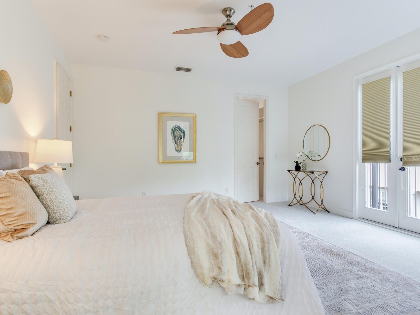 Image 47 of 58 For 2606 Espana Court