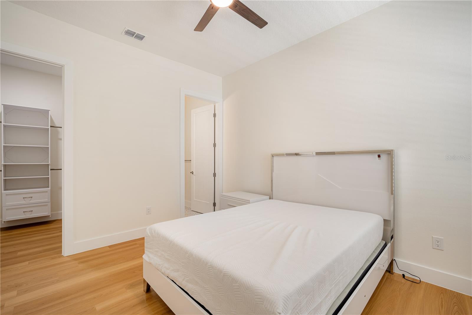 Image 19 of 30 For 13614 22nd Street