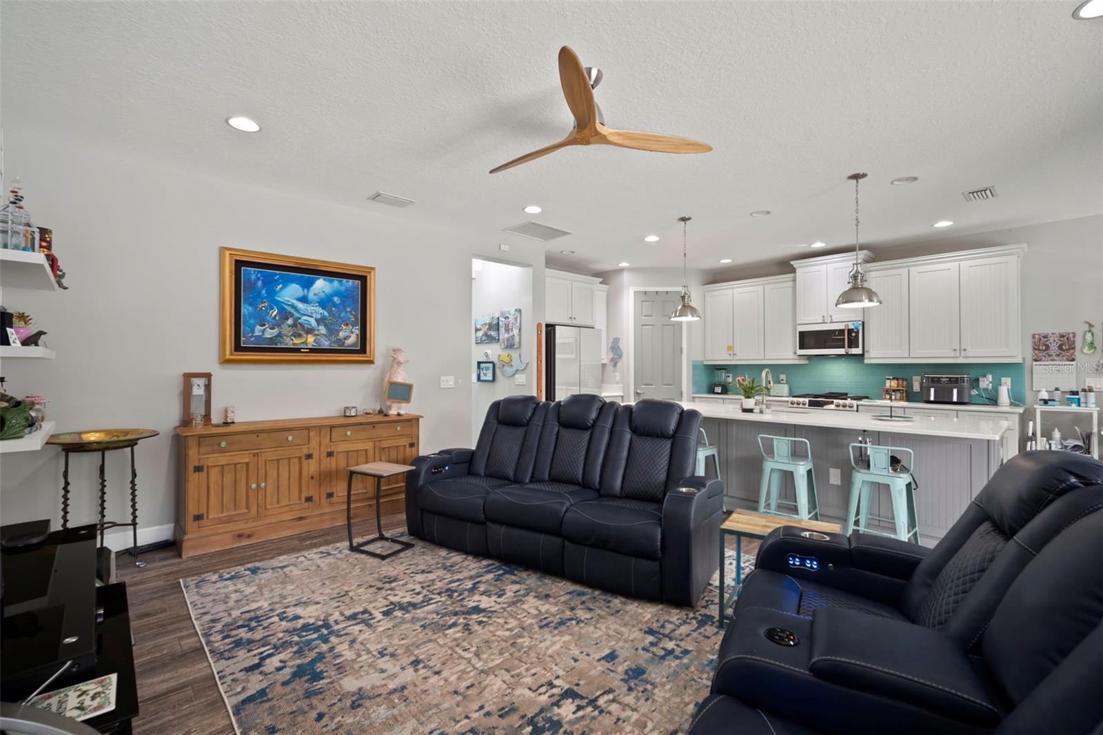 Listing photo id 27 for 5125 Admiral Pointe Drive
