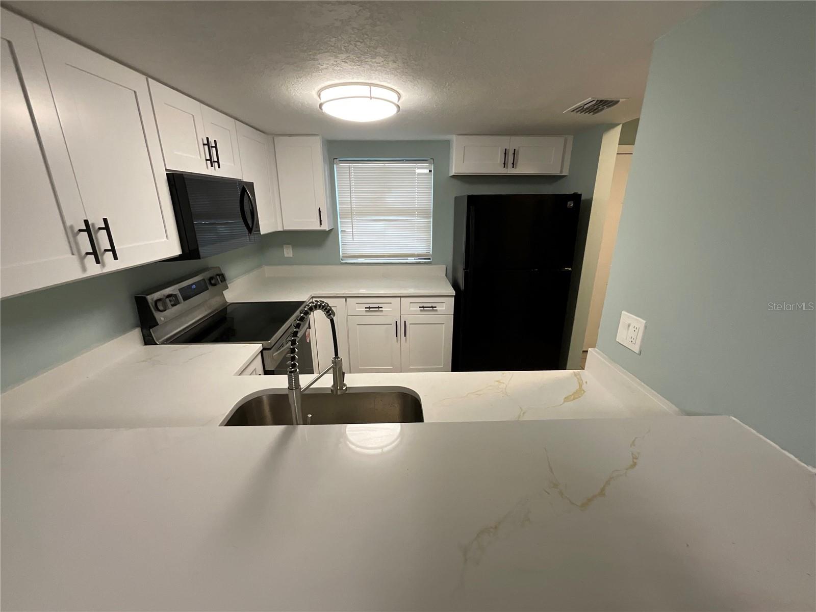 Image 10 of 22 For 2027 Pine Chace Court