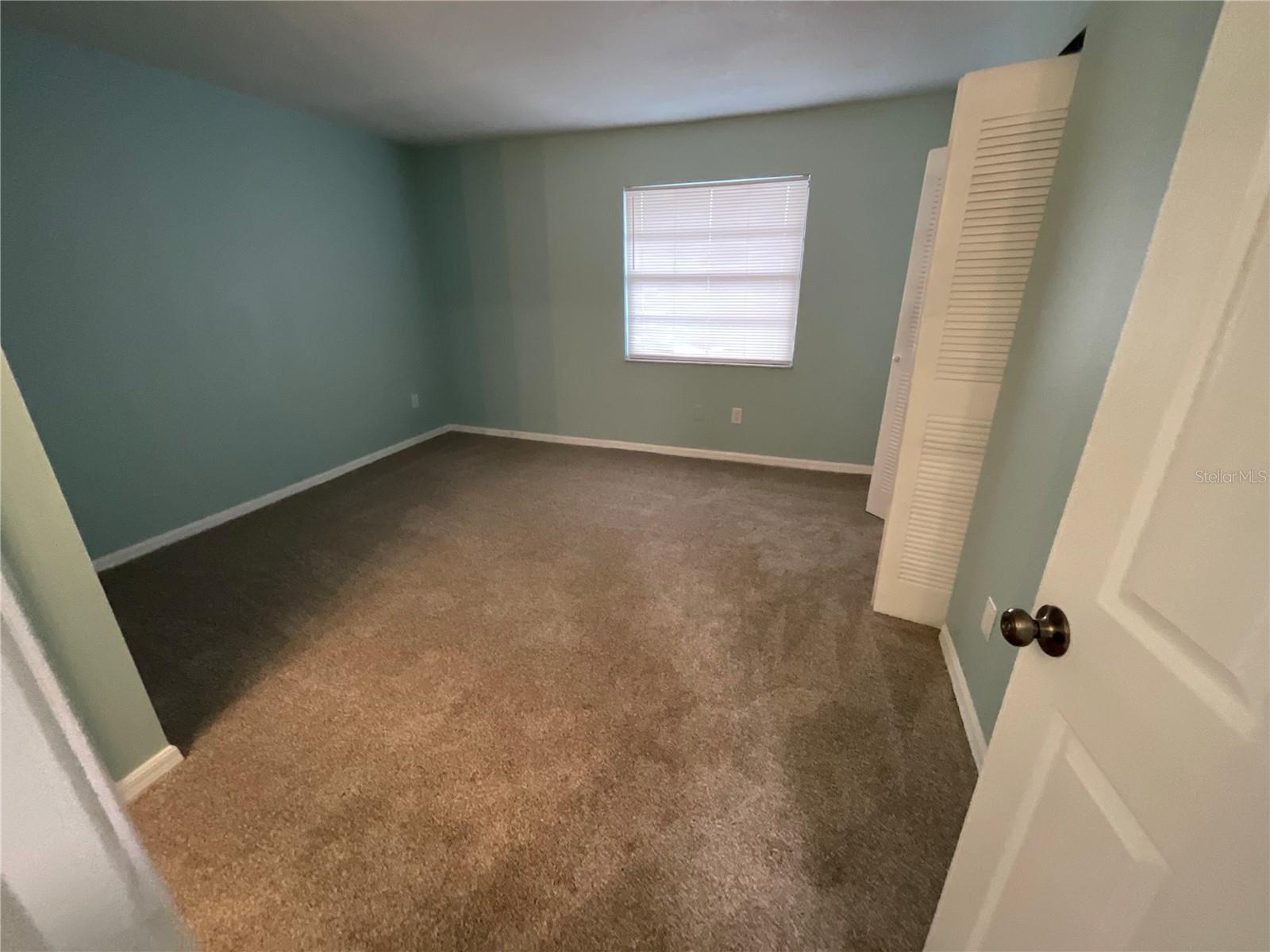 Image 16 of 22 For 2027 Pine Chace Court