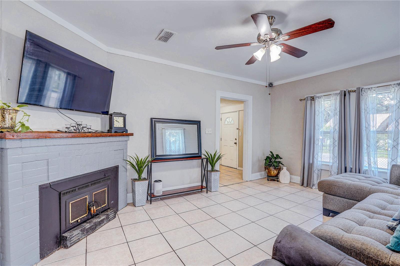 Image 10 of 42 For 8706 Hamner Avenue