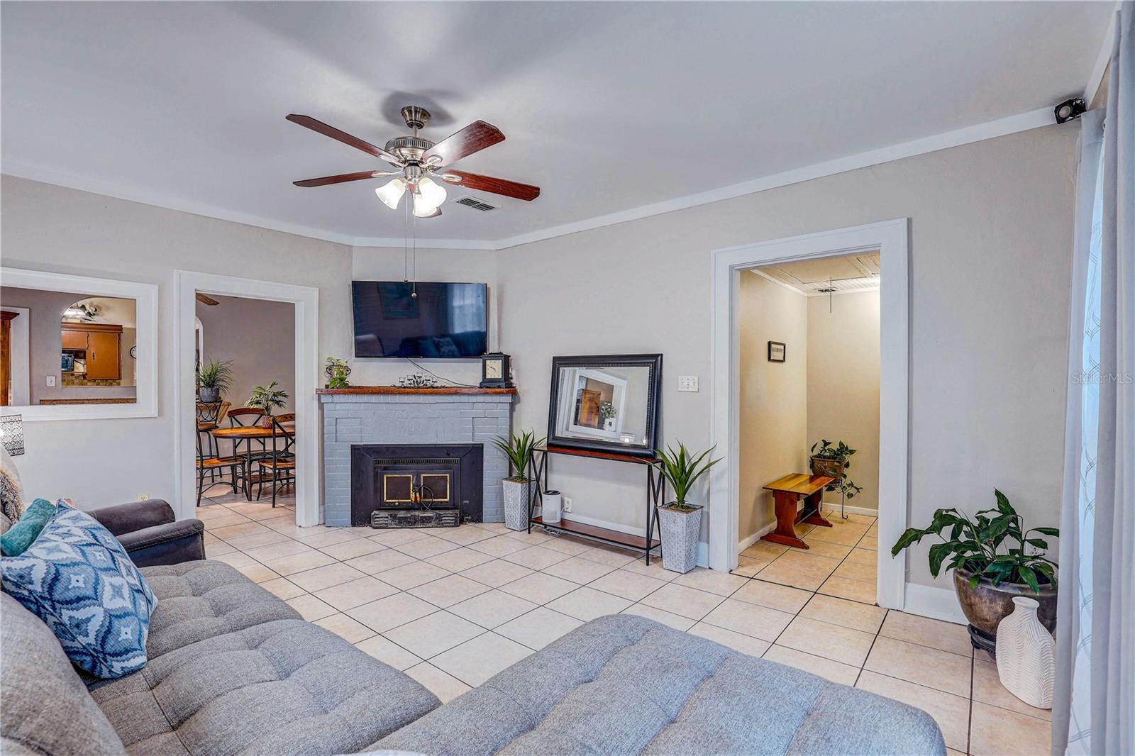 Image 11 of 42 For 8706 Hamner Avenue