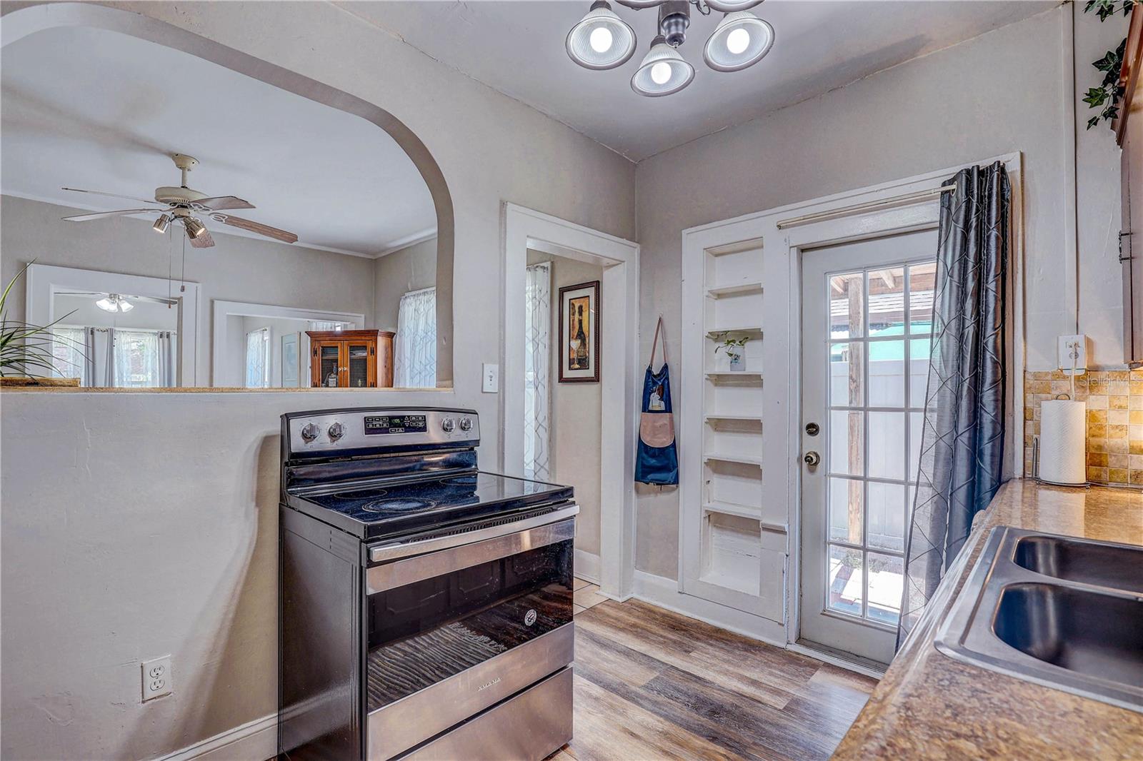 Image 20 of 42 For 8706 Hamner Avenue