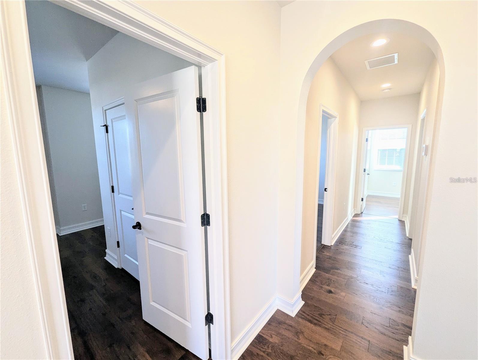 Image 33 of 50 For 6209 Windship Court