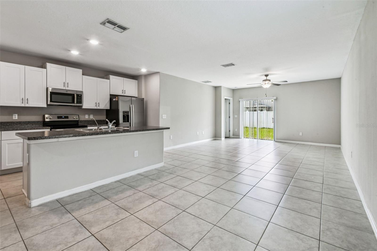 Image 4 of 36 For 7205 Ronnie Gardens Court