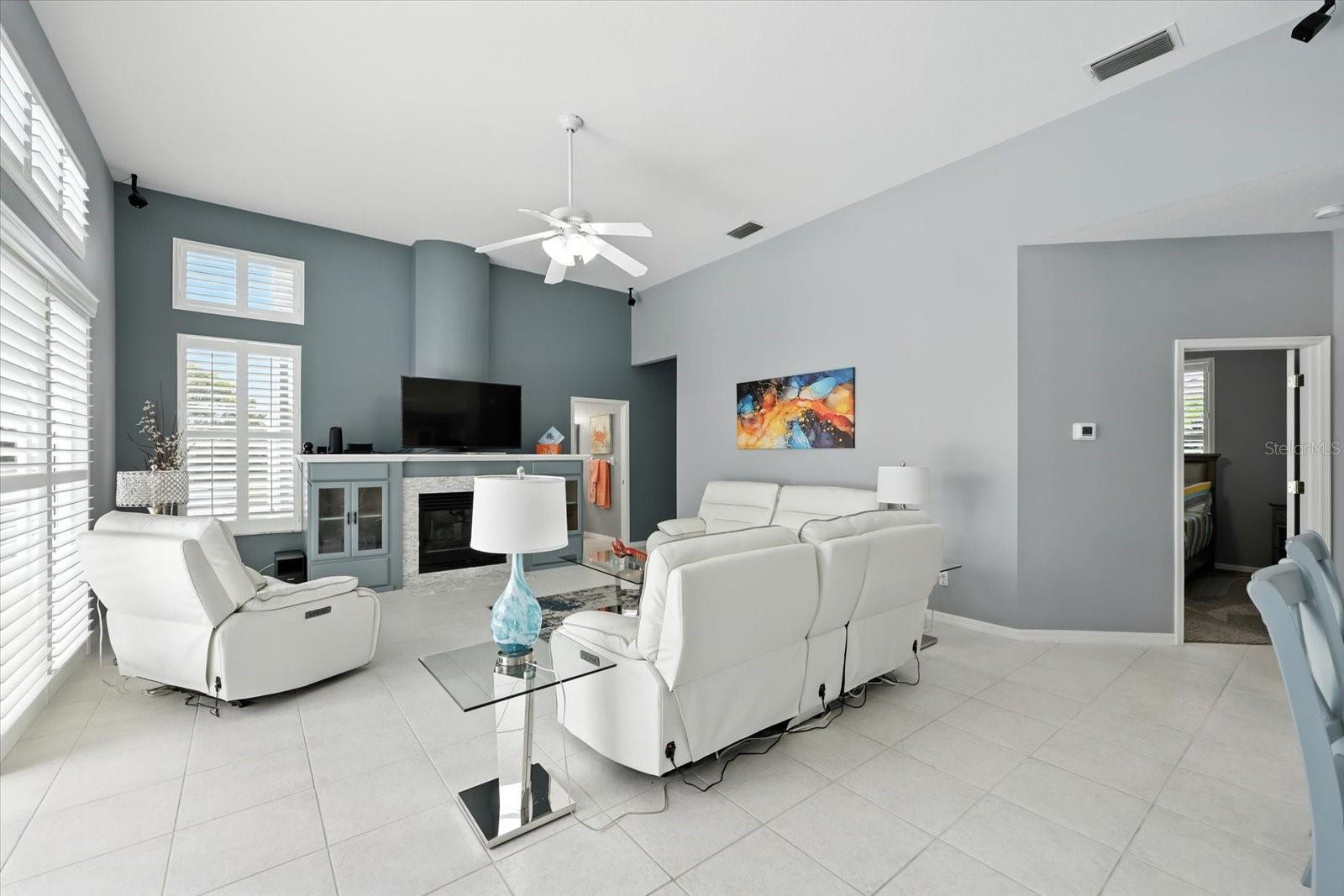 Image 14 of 50 For 15130 Arbor Hollow Dr