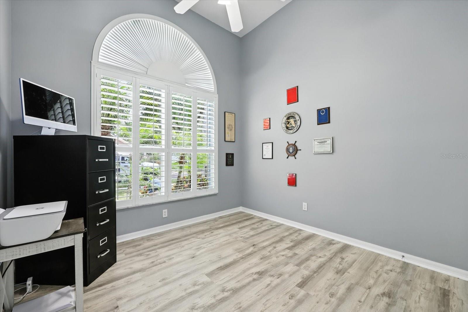 Image 33 of 50 For 15130 Arbor Hollow Dr