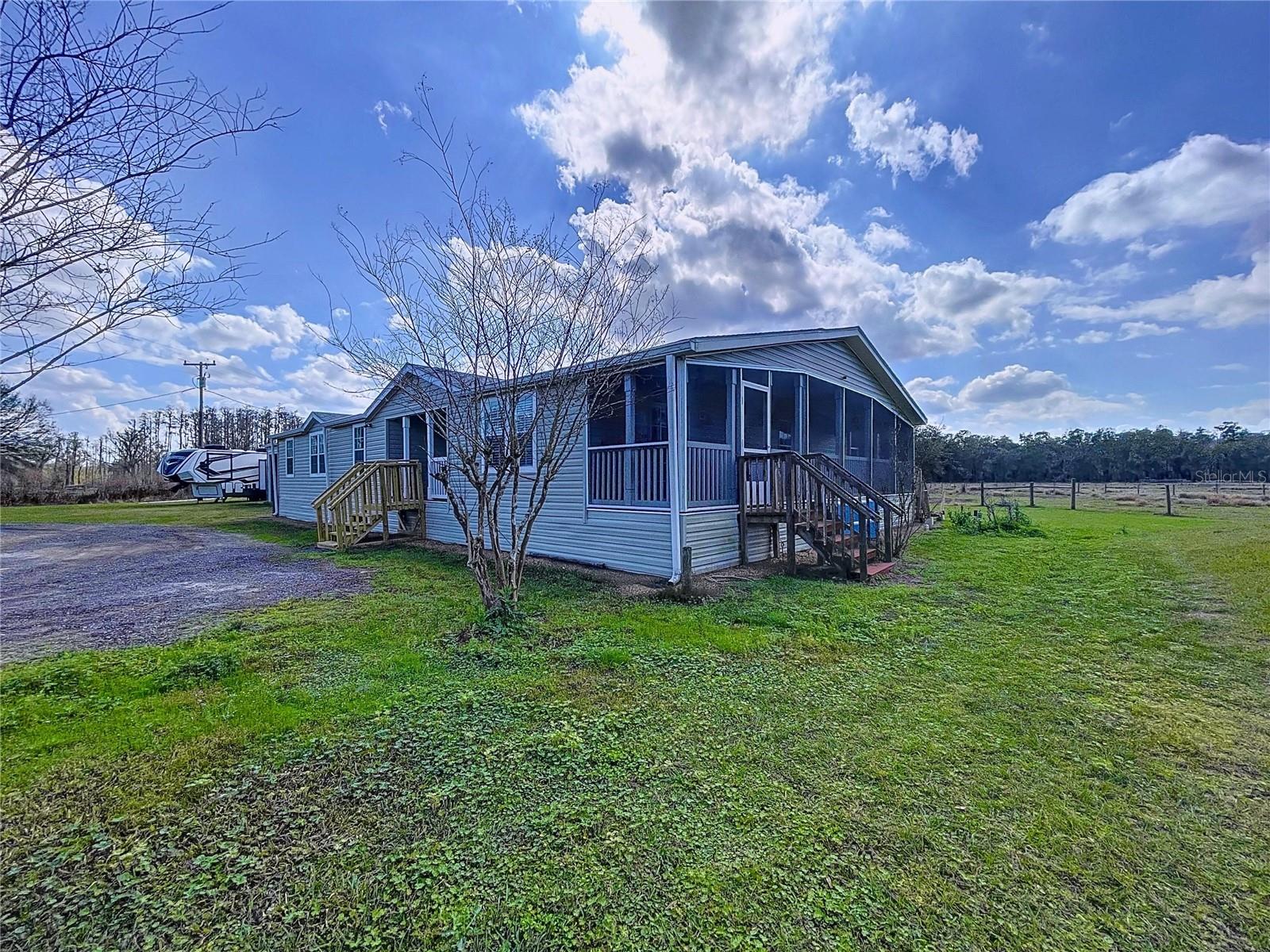 Image 84 of 100 For 14890 Cr 757