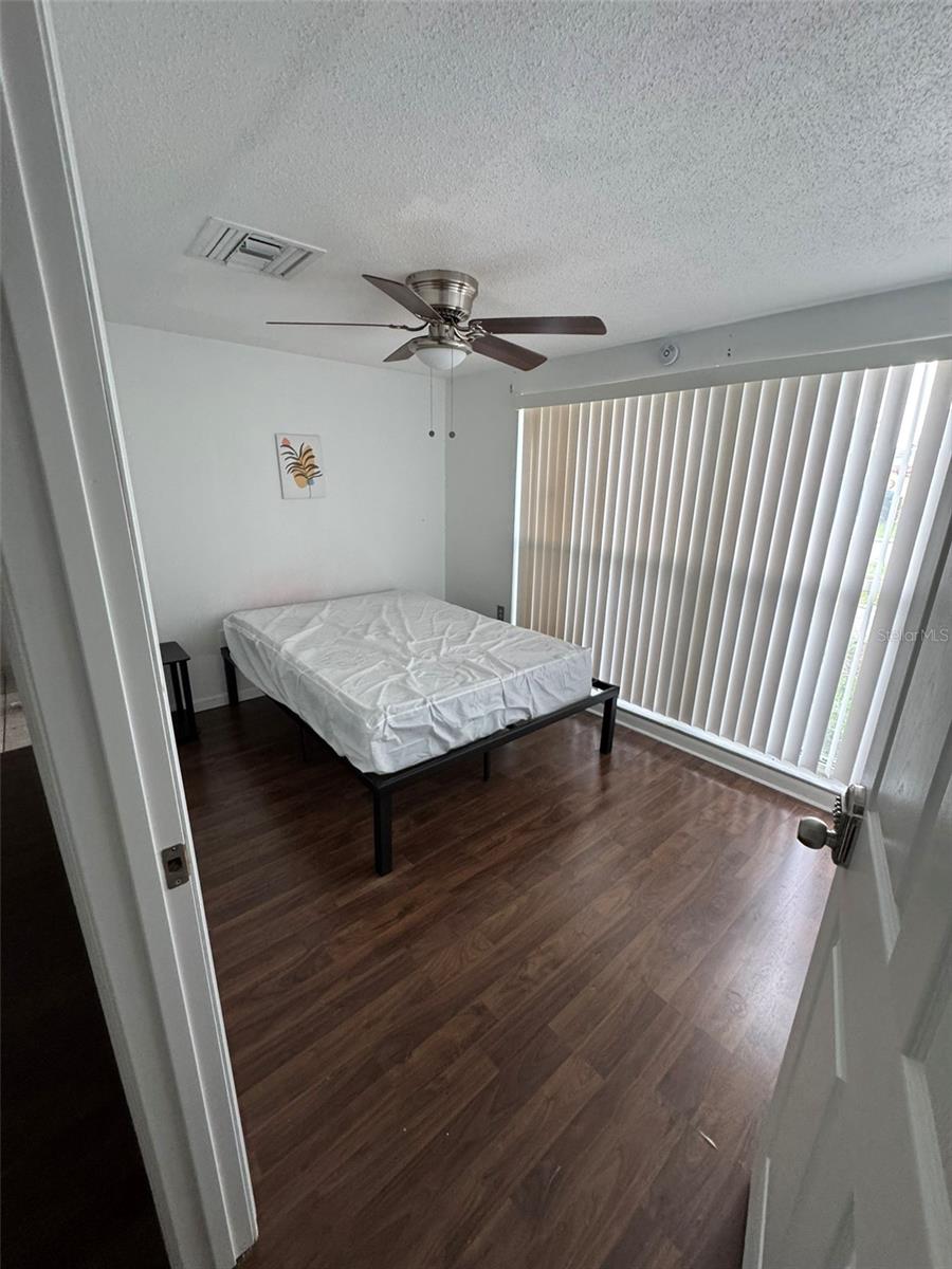 Image 21 of 99 For 7835 Bloomfield Drive