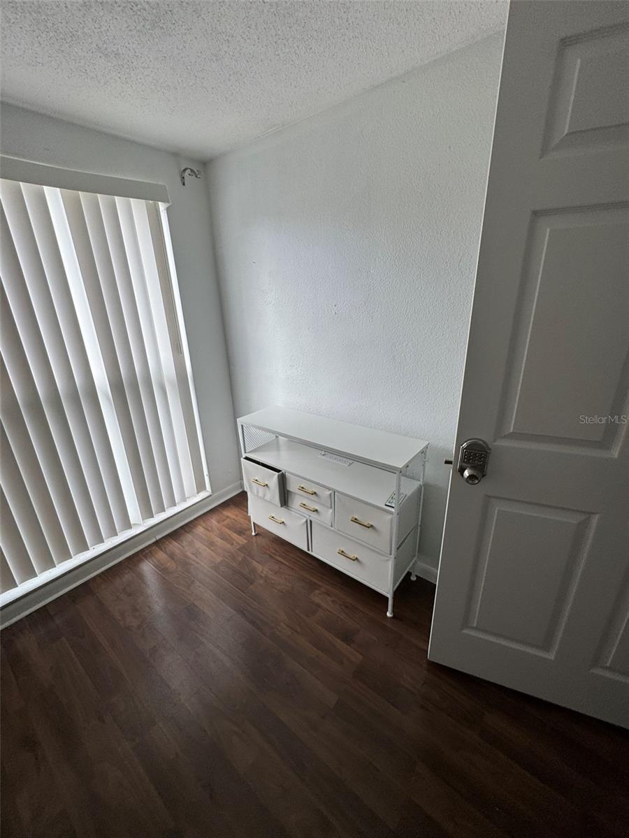 Image 22 of 99 For 7835 Bloomfield Drive