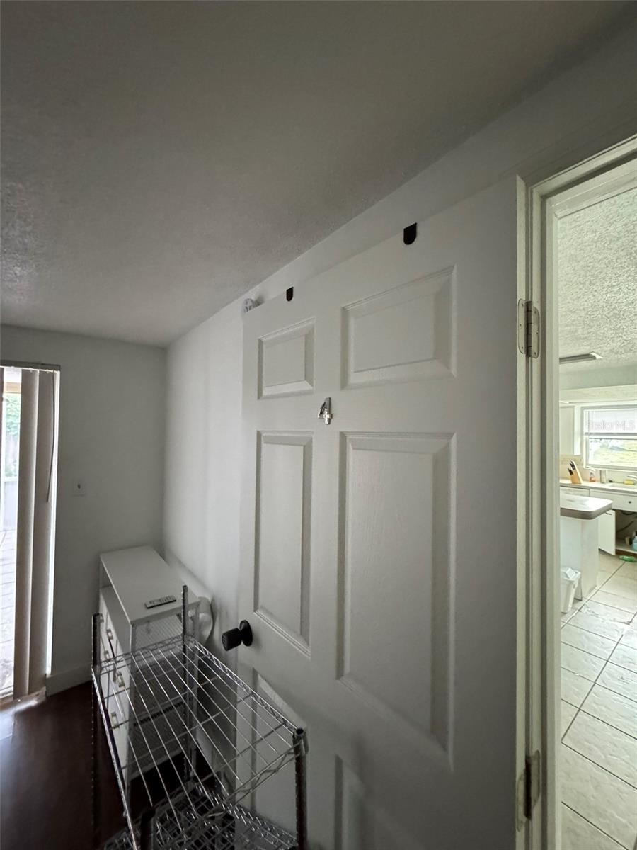 Image 24 of 99 For 7835 Bloomfield Drive
