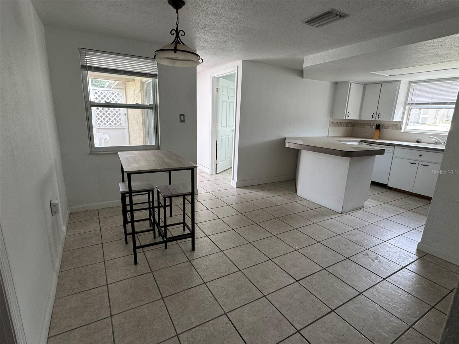 Image 62 of 99 For 7835 Bloomfield Drive