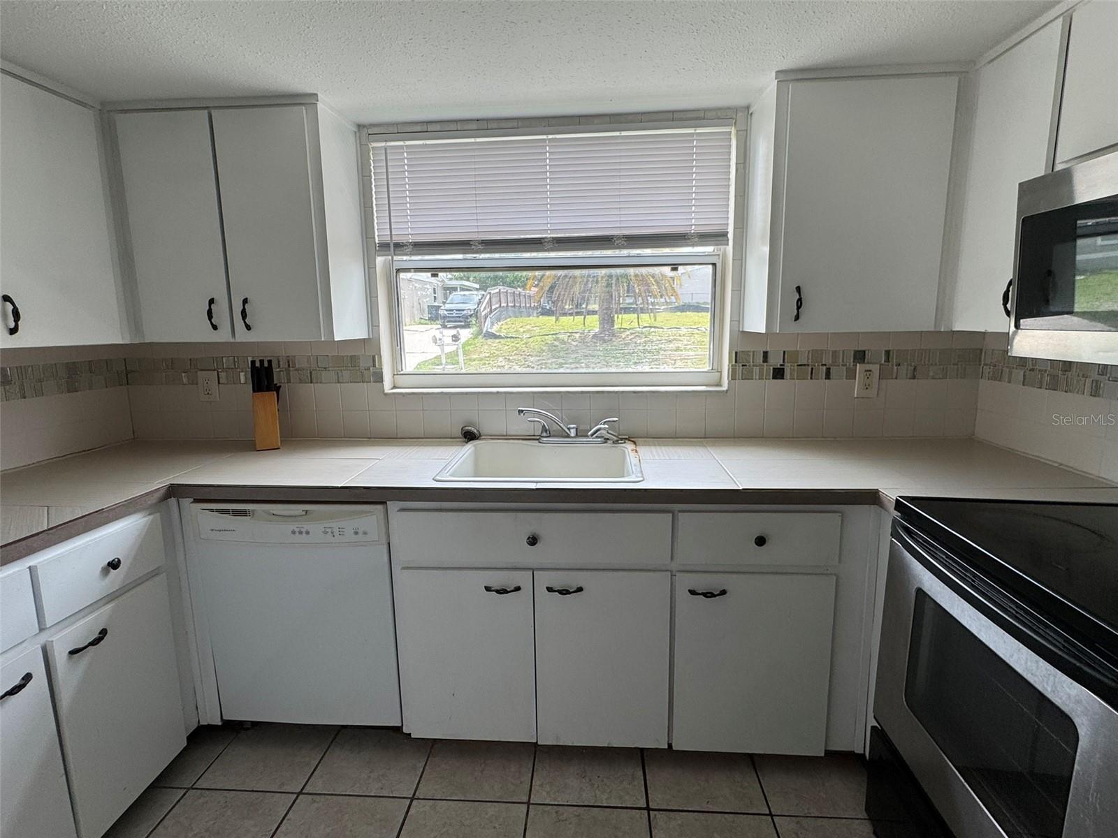 Image 65 of 99 For 7835 Bloomfield Drive
