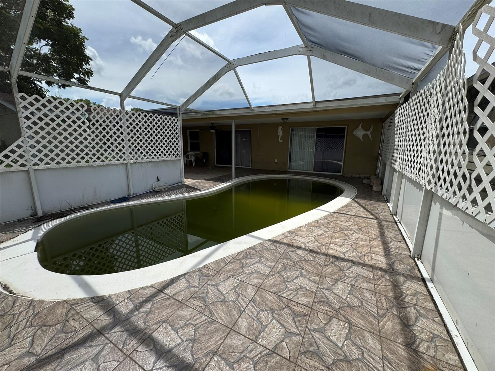 Image 96 of 99 For 7835 Bloomfield Drive
